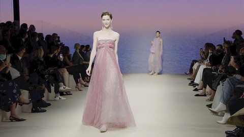 Giorgio Armani hủy các buổi trình diễn trực tiếp tại Milan và Paris do dịch COVID-19 - Ảnh 1. Giorgio Armani hủy các buổi trình diễn trực tiếp tại Milan và Paris do dịch COVID-19 - Ảnh 1.