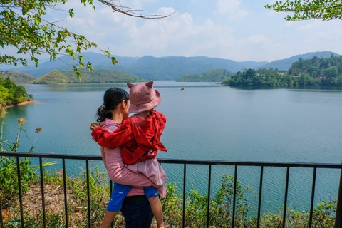 Thương cho roi cho vọt - sai lầm sao cứ tiếp nối? - Kỳ 3: Đừng xía chuyện tao dạy con - Ảnh 2. Thương cho roi cho vọt - sai lầm sao cứ tiếp nối? - Kỳ 3: Đừng xía chuyện tao dạy con - Ảnh 2.