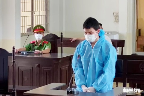 Giết thanh niên dâm ô đồng giới rồi giấu xác, cướp tài sản, lãnh 18 năm tù - Ảnh 1. Giết thanh niên dâm ô đồng giới rồi giấu xác, cướp tài sản, lãnh 18 năm tù - Ảnh 1.