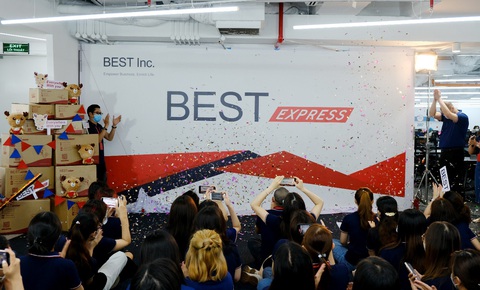 BEST Express nâng cấp bộ nhận diện thương hiệu chào năm 2022 - Ảnh 2. BEST Express nâng cấp bộ nhận diện thương hiệu chào năm 2022 - Ảnh 2.