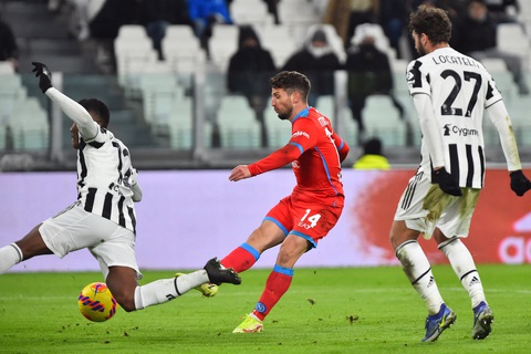 Juventus chật vật cầm hòa Napoli - Ảnh 2. Juventus chật vật cầm hòa Napoli - Ảnh 2.