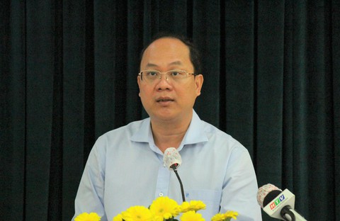 Phó chủ tịch TP.HCM Võ Văn Hoan: ‘TP sẽ tập trung phát triển vùng ven, nông dân hãy giữ đất’ - Ảnh 3. Phó chủ tịch TP.HCM Võ Văn Hoan: ‘TP sẽ tập trung phát triển vùng ven, nông dân hãy giữ đất’ - Ảnh 3.