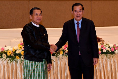 Myanmar kéo dài lệnh ngừng bắn, ủng hộ Đồng thuận 5 điểm của ASEAN - Ảnh 1. Myanmar kéo dài lệnh ngừng bắn, ủng hộ Đồng thuận 5 điểm của ASEAN - Ảnh 1.