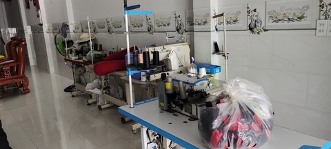 Phá đường dây làm hơn 30.000 nón giả nhãn hiệu - Ảnh 2. Phá đường dây làm hơn 30.000 nón giả nhãn hiệu - Ảnh 2.