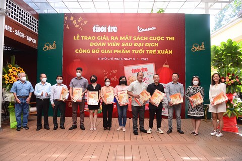 Sáng nay, trao giải cuộc thi, ra mắt sách Đoàn viên sau đại dịch; công bố giai phẩm Tuổi Trẻ Xuân - Ảnh 11. Sáng nay, trao giải cuộc thi, ra mắt sách Đoàn viên sau đại dịch; công bố giai phẩm Tuổi Trẻ Xuân - Ảnh 11.