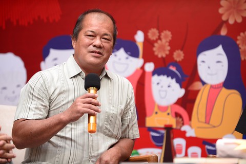Sáng nay, trao giải cuộc thi, ra mắt sách Đoàn viên sau đại dịch; công bố giai phẩm Tuổi Trẻ Xuân - Ảnh 7. Sáng nay, trao giải cuộc thi, ra mắt sách Đoàn viên sau đại dịch; công bố giai phẩm Tuổi Trẻ Xuân - Ảnh 7.