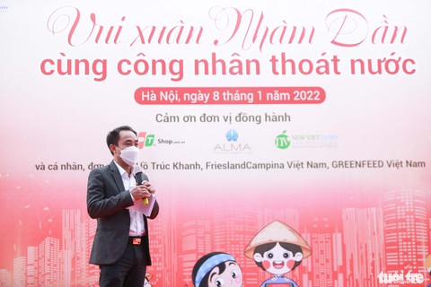 Tết sớm cùng công nhân thoát nước: Ai cũng chọn việc nhẹ nhàng, gian khổ biết dành phần ai - Ảnh 10. Tết sớm cùng công nhân thoát nước: Ai cũng chọn việc nhẹ nhàng, gian khổ biết dành phần ai - Ảnh 10.