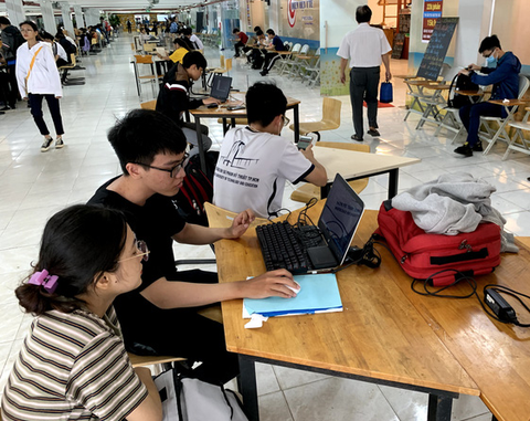 Nhiều trường đại học ở TP.HCM thông báo dạy tập trung sau Tết Nguyên đán - Ảnh 1. Nhiều trường đại học ở TP.HCM thông báo dạy tập trung sau Tết Nguyên đán - Ảnh 1.