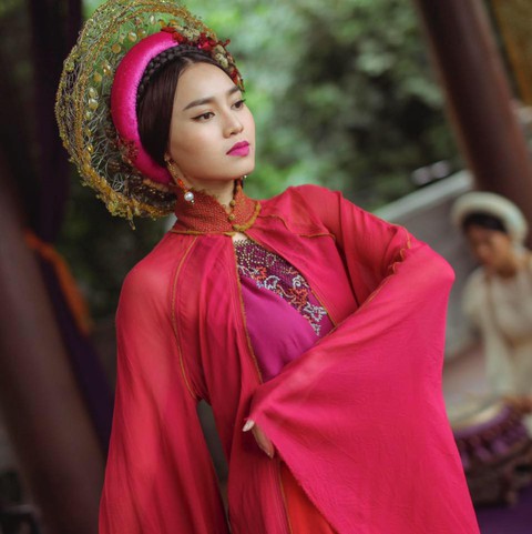 Ninh Dương Lan Ngọc: Mỹ nhân trăm tỉ của điện ảnh Việt - Ảnh 2. Ninh Dương Lan Ngọc: Mỹ nhân trăm tỉ của điện ảnh Việt - Ảnh 2.