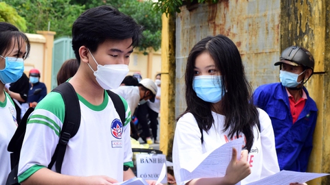 Con trẻ yêu, cha mẹ ứng xử sao? - Ảnh 1. Con trẻ yêu, cha mẹ ứng xử sao? - Ảnh 1.