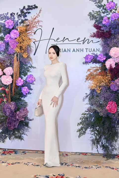 Ảnh vui sao Việt 1-10: Tuấn Hưng đón sinh nhật sớm ở Phú Quốc - Ảnh 7. Ảnh vui sao Việt 1-10: Tuấn Hưng đón sinh nhật sớm ở Phú Quốc - Ảnh 7.