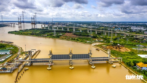 TP.HCM cần có cơ chế vượt trội - Ảnh 2. TP.HCM cần có cơ chế vượt trội - Ảnh 2.
