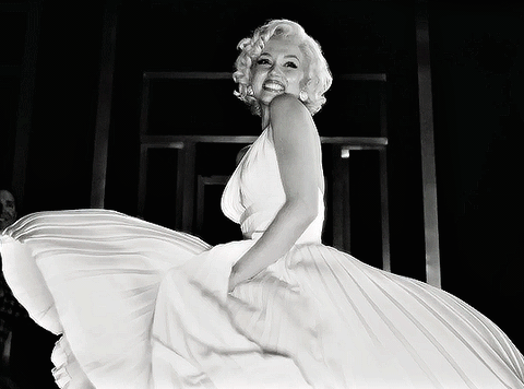 Blonde: Ngưỡng mộ hay trừng phạt Marilyn Monroe? - Ảnh 4. Blonde: Ngưỡng mộ hay trừng phạt Marilyn Monroe? - Ảnh 4.