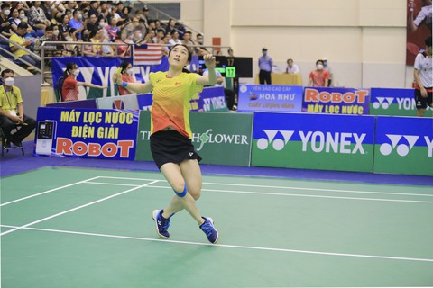 Đánh bại Vũ Thị Trang, Thùy Linh vào chung kết Vietnam Open gặp cựu vô địch SEA Games - Ảnh 2. Đánh bại Vũ Thị Trang, Thùy Linh vào chung kết Vietnam Open gặp cựu vô địch SEA Games - Ảnh 2.