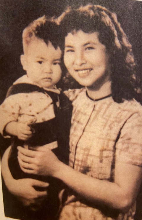 Xuân Quỳnh và nỗi khát yêu cháy bỏng: Trong đáy mắt trời xanh là vĩnh viễn - Ảnh 2. Xuân Quỳnh và nỗi khát yêu cháy bỏng: Trong đáy mắt trời xanh là vĩnh viễn - Ảnh 2.