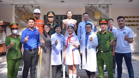 Dùng điển hình trẻ làm hạt nhân kết nối - Ảnh 1. Dùng điển hình trẻ làm hạt nhân kết nối - Ảnh 1.
