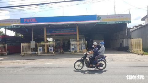 NSHPETRO cam kết duy trì bán xăng dầu giúp nông dân sản xuất nông nghiệp - Ảnh 2. NSHPETRO cam kết duy trì bán xăng dầu giúp nông dân sản xuất nông nghiệp - Ảnh 2.
