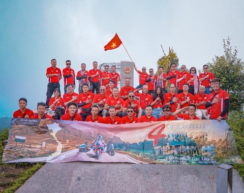 Cùng Honda Bigbike chinh phục cung đường hiểm trở ở cực Tây - Ảnh 1. Cùng Honda Bigbike chinh phục cung đường hiểm trở ở cực Tây - Ảnh 1.