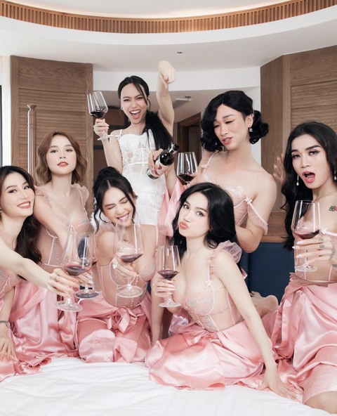 BB Trần, Hải Triều làm phù dâu cho đám cưới Diệu Nhi - Anh Tú - Ảnh 4. BB Trần, Hải Triều làm phù dâu cho đám cưới Diệu Nhi - Anh Tú - Ảnh 4.