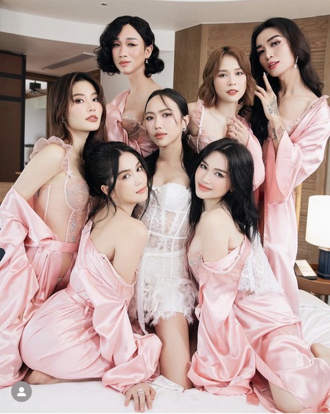 BB Trần, Hải Triều làm phù dâu cho đám cưới Diệu Nhi - Anh Tú - Ảnh 1. BB Trần, Hải Triều làm phù dâu cho đám cưới Diệu Nhi - Anh Tú - Ảnh 1.