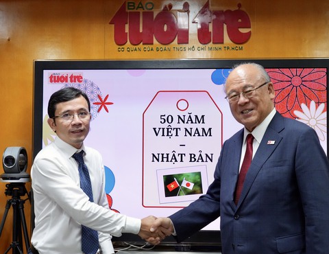 Cố vấn đặc biệt Liên minh Nghị sĩ hữu nghị Nhật - Việt thăm báo Tuổi Trẻ - Ảnh 2. Cố vấn đặc biệt Liên minh Nghị sĩ hữu nghị Nhật - Việt thăm báo Tuổi Trẻ - Ảnh 2.