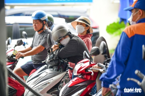 Cây xăng đóng cửa diện rộng: Liên bộ Công Thương - Tài chính đã làm hết trách nhiệm chưa? - Ảnh 2. Cây xăng đóng cửa diện rộng: Liên bộ Công Thương - Tài chính đã làm hết trách nhiệm chưa? - Ảnh 2.