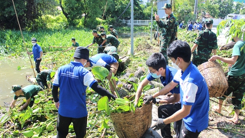 Tình nguyện dẫn dắt hoạt động thanh niên - Ảnh 1. Tình nguyện dẫn dắt hoạt động thanh niên - Ảnh 1.