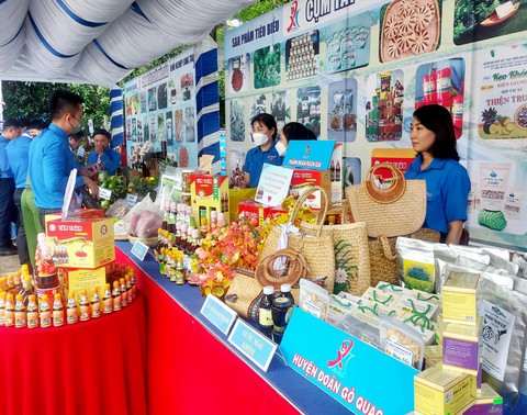 Anh Phan Đình Nhân tái đắc cử bí thư Tỉnh Đoàn Kiên Giang nhiệm kỳ 2022-2027 - Ảnh 3. Anh Phan Đình Nhân tái đắc cử bí thư Tỉnh Đoàn Kiên Giang nhiệm kỳ 2022-2027 - Ảnh 3.