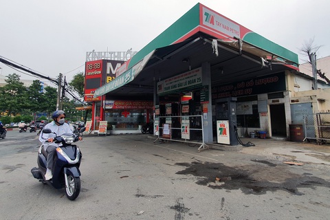 Số cây xăng ở Đồng Nai báo hết hàng tiếp tục tăng cao - Ảnh 2. Số cây xăng ở Đồng Nai báo hết hàng tiếp tục tăng cao - Ảnh 2.