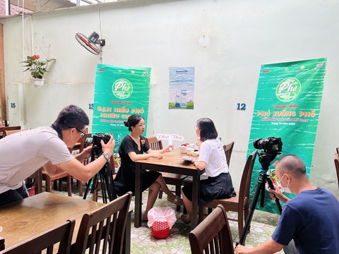 2 ngày sôi nổi cùng Phở xuống phố - Ảnh 5. 2 ngày sôi nổi cùng Phở xuống phố - Ảnh 5.