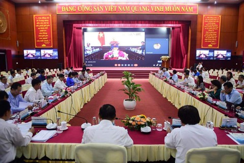 Bộ trưởng Lê Minh Hoan: Biển Việt Nam có tài nguyên lớn nhưng cũng bất ổn, khó khăn - Ảnh 1. Bộ trưởng Lê Minh Hoan: Biển Việt Nam có tài nguyên lớn nhưng cũng bất ổn, khó khăn - Ảnh 1.