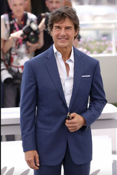Tom Cruise bị châm chọc 60 tuổi mà vẫn đóng cảnh hành động mạo hiểm - Ảnh 3. Tom Cruise bị châm chọc 60 tuổi mà vẫn đóng cảnh hành động mạo hiểm - Ảnh 3.