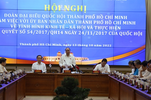 Chủ tịch nước Nguyễn Xuân Phúc động viên đội ngũ doanh nhân yên tâm làm ăn - Ảnh 1. Chủ tịch nước Nguyễn Xuân Phúc động viên đội ngũ doanh nhân yên tâm làm ăn - Ảnh 1.