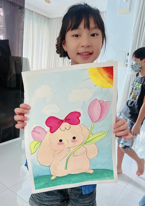 Ngỡ ngàng với tài năng vẽ của 4 con nhà Lý Hải - Minh Hà - Ảnh 6. Ngỡ ngàng với tài năng vẽ của 4 con nhà Lý Hải - Minh Hà - Ảnh 6.