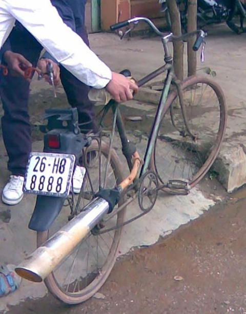 Muôn kiểu biển số xe độc nhất vô nhị Việt Nam - Ảnh 4. Muôn kiểu biển số xe độc nhất vô nhị Việt Nam - Ảnh 4.