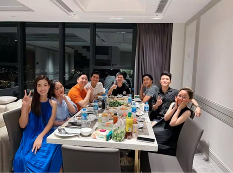 Đỗ Mỹ Linh chính thức tung ảnh cưới, công bố kết hôn với con trai bầu Hiển - Ảnh 3. Đỗ Mỹ Linh chính thức tung ảnh cưới, công bố kết hôn với con trai bầu Hiển - Ảnh 3.