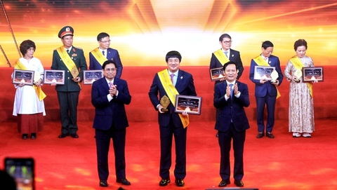 Ngày Doanh nhân Việt Nam 13-10: Đề cao đạo đức doanh nhân, văn hóa kinh doanh - Ảnh 3. Ngày Doanh nhân Việt Nam 13-10: Đề cao đạo đức doanh nhân, văn hóa kinh doanh - Ảnh 3.