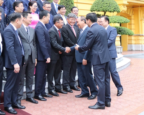 Petrovietnam: niềm vui nhân ngày Doanh nhân Việt Nam - Ảnh 1. Petrovietnam: niềm vui nhân ngày Doanh nhân Việt Nam - Ảnh 1.