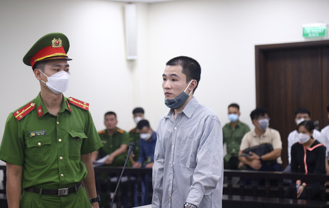 Tuyên tử hình kẻ đóng đinh vào đầu bé gái 3 tuổi - Ảnh 1. Tuyên tử hình kẻ đóng đinh vào đầu bé gái 3 tuổi - Ảnh 1.