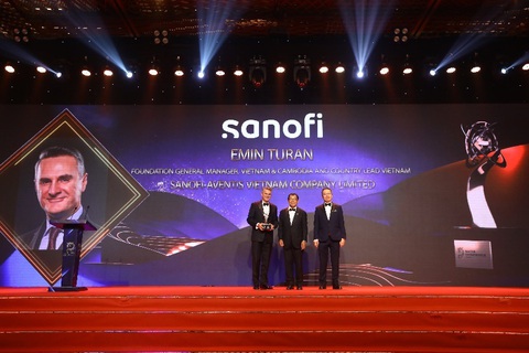 Tổng Giám đốc Sanofi Việt Nam được vinh danh ‘Doanh nhân Xuất sắc Châu Á 2022’ - Ảnh 1. Tổng Giám đốc Sanofi Việt Nam được vinh danh ‘Doanh nhân Xuất sắc Châu Á 2022’ - Ảnh 1.