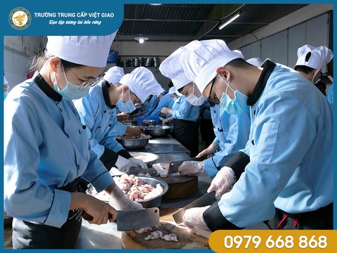 Gợi ý đơn vị đào tạo ngắn hạn bếp Việt Nam chất lượng - Ảnh 4. Gợi ý đơn vị đào tạo ngắn hạn bếp Việt Nam chất lượng - Ảnh 4.