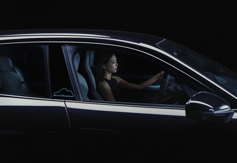 Porsche Taycan do Jennie (BLACKPINK) tham gia lên ý tưởng có gì đặc biệt? - Ảnh 3. Porsche Taycan do Jennie (BLACKPINK) tham gia lên ý tưởng có gì đặc biệt? - Ảnh 3.
