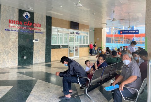 Cứu sống ngoạn mục bé 7 tuổi nguy kịch do viêm não hoại tử cấp - Ảnh 1. Cứu sống ngoạn mục bé 7 tuổi nguy kịch do viêm não hoại tử cấp - Ảnh 1.