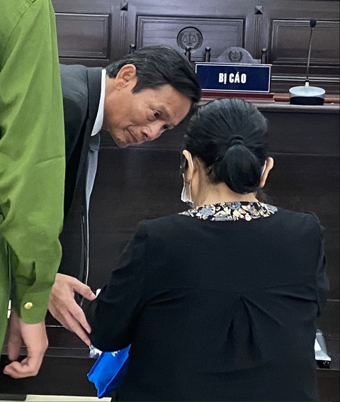 Luật sư Phan Trung Hoài, Phan Minh Hoàng bào chữa cho bà Trương Mỹ Lan - Ảnh 1. Luật sư Phan Trung Hoài, Phan Minh Hoàng bào chữa cho bà Trương Mỹ Lan - Ảnh 1.