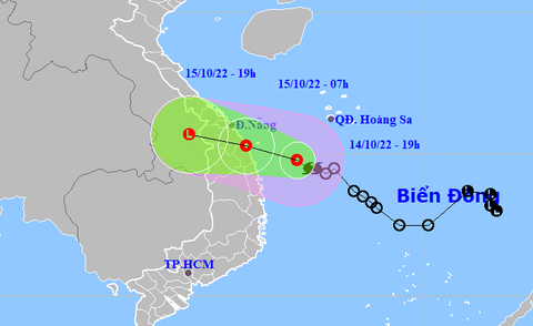 Bão Sơn Ca suy yếu thành áp thấp nhiệt đới trên vùng biển Đà Nẵng - Quảng Ngãi - Ảnh 1. Bão Sơn Ca suy yếu thành áp thấp nhiệt đới trên vùng biển Đà Nẵng - Quảng Ngãi - Ảnh 1.