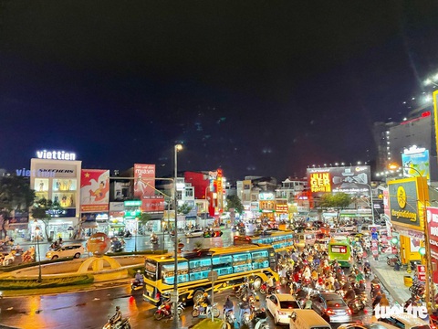 Tin sáng 14-10: Công nghiệp TP.HCM thoát đáy suy giảm; Sẽ hạn chế xe giường nằm vào nội đô - Ảnh 6. Tin sáng 14-10: Công nghiệp TP.HCM thoát đáy suy giảm; Sẽ hạn chế xe giường nằm vào nội đô - Ảnh 6.
