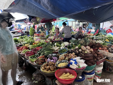 Tin sáng 14-10: Công nghiệp TP.HCM thoát đáy suy giảm; Sẽ hạn chế xe giường nằm vào nội đô - Ảnh 1. Tin sáng 14-10: Công nghiệp TP.HCM thoát đáy suy giảm; Sẽ hạn chế xe giường nằm vào nội đô - Ảnh 1.