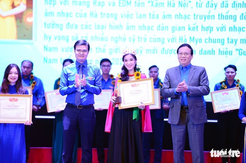 20 gương thanh niên nhận giải thưởng Thanh niên sống đẹp 2022 - Ảnh 1. 20 gương thanh niên nhận giải thưởng Thanh niên sống đẹp 2022 - Ảnh 1.