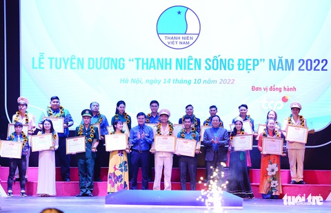 20 gương thanh niên nhận giải thưởng Thanh niên sống đẹp 2022 - Ảnh 2. 20 gương thanh niên nhận giải thưởng Thanh niên sống đẹp 2022 - Ảnh 2.