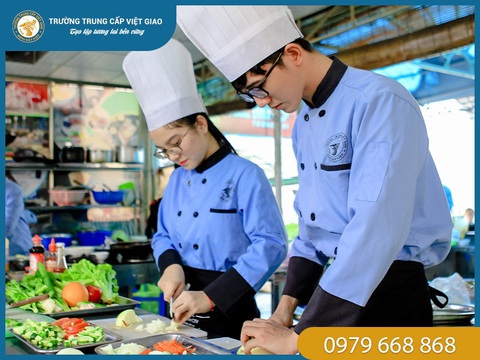 5 khóa ngắn hạn đang hút bạn trẻ học tại Việt Giao - Ảnh 2. 5 khóa ngắn hạn đang hút bạn trẻ học tại Việt Giao - Ảnh 2.